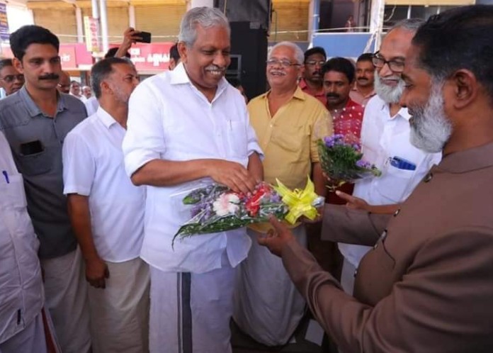 A.C. Moideen, former Minister for Local Self Government, at the inauguration ceremony of Panchami Gold and Diamonds, Perumbilavu. 
